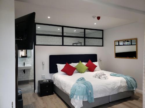 Poolside Luxury Room