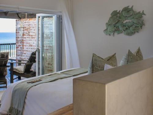 Ocean Room 1