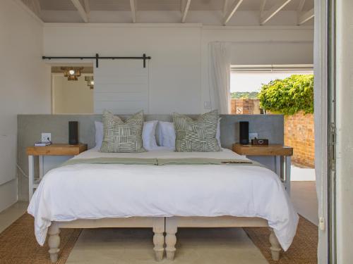 Ocean Room 1