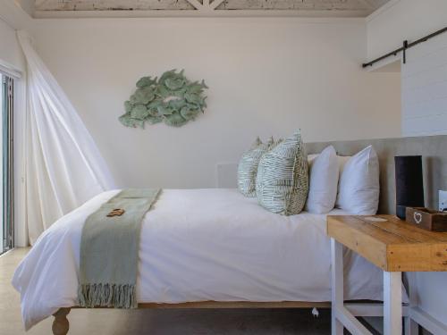 Ocean Room 1