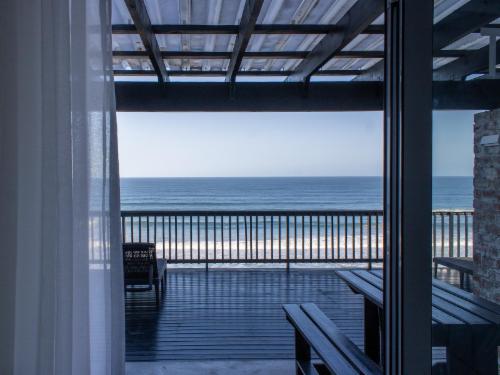 Ocean  Room 2