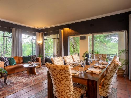Hippo River View Cottage