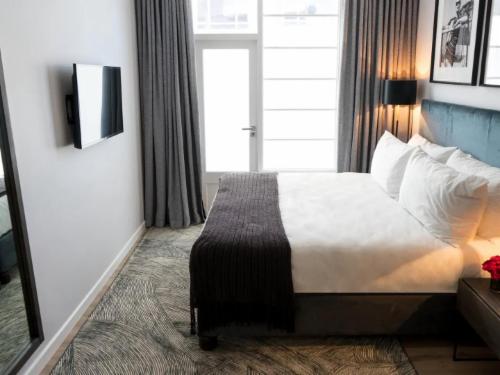 2 Bedroom Kayleeway 7