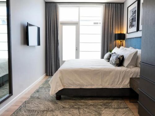 2 Bedroom Kayleeway 11