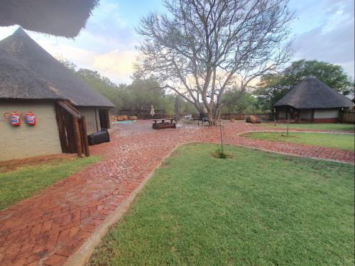 Milkwood Valley Farm Lodge