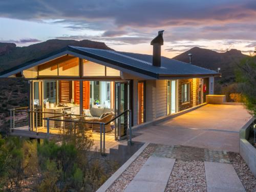 Luxury Cabin 4