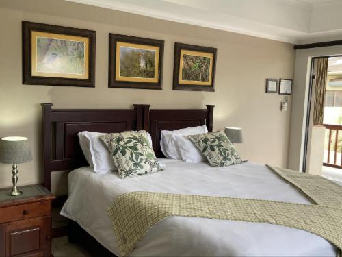 King/Twin Room 1