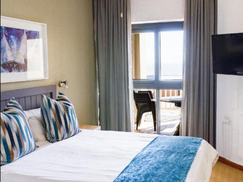 2 Bedroom Sea View Apartment