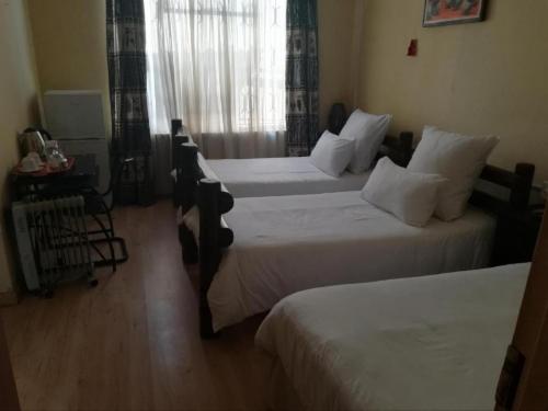 Standard Family Room with Bath