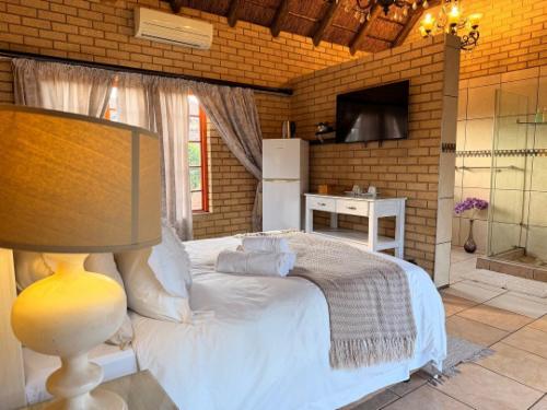 Standard Double Room 3