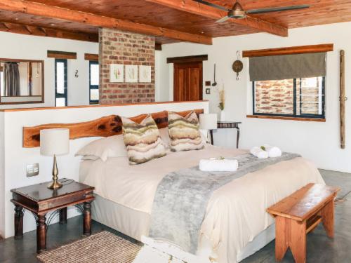 Couples Cottage 3 (With Hot Tub)