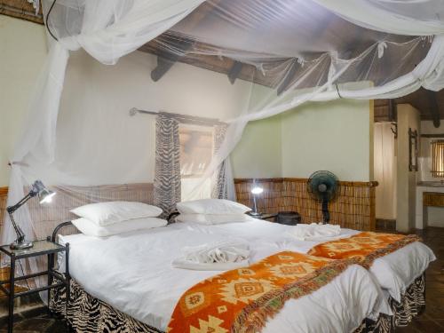Twin Chalets - 2 Sleeper