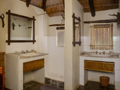 Twin Chalets - 2 Sleeper