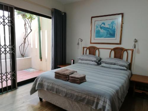 1-Bedroom Apartment with Seaview