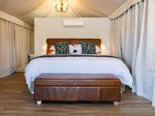 Lakeside Glamping Blesbok