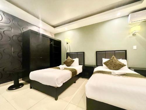 Twin Room