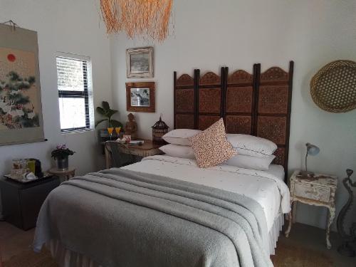 Comfort Queen Room