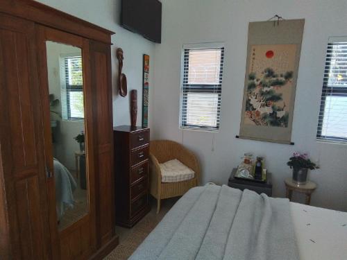 Comfort Queen Room