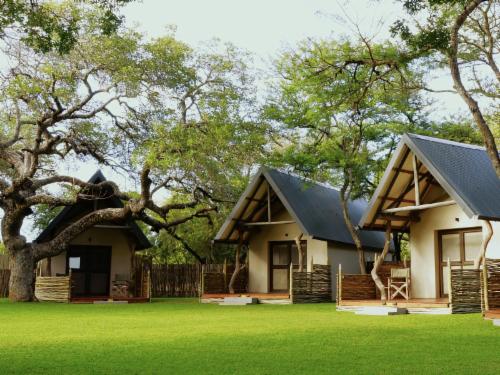 Superior Lodge Rooms