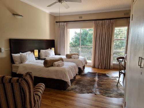 Deluxe Single Suite