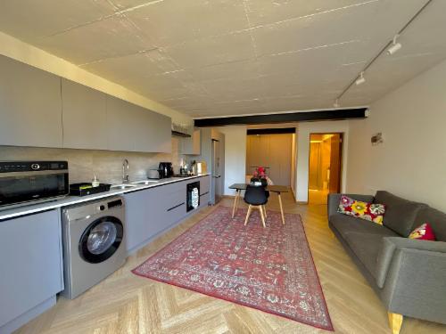 Rozendal Apartment