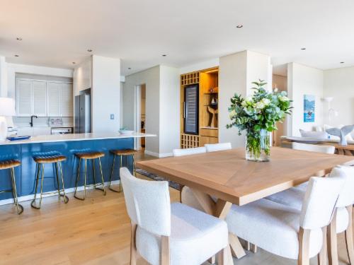 Two Bed Penthouse 2nd floor 301