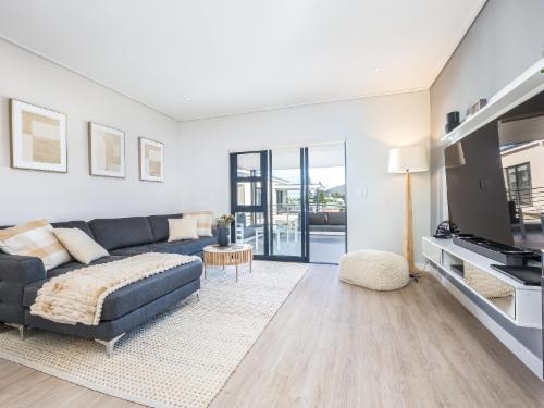 Two Bed Pool View Delux 305