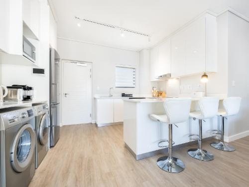 Two Bed Pool View Delux 305