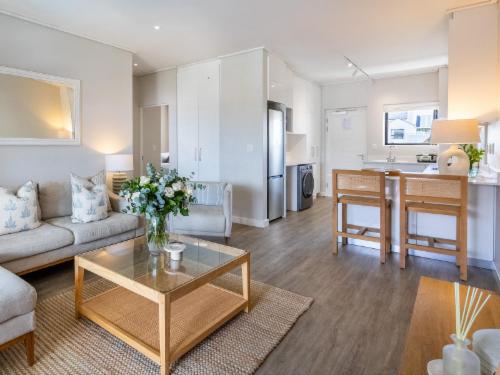 Two Bed Pool View Delux 307