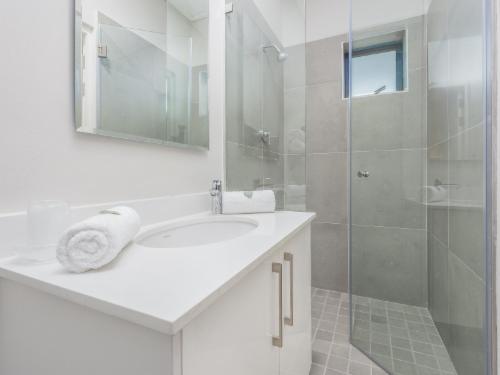 Two Bed Pool View Superior 306