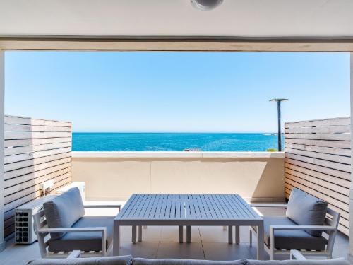 One Bed Sea Terrace Exclusive 105