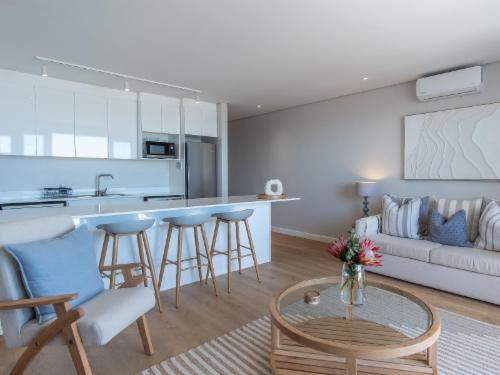 One Bed Sea Terrace Exclusive 105