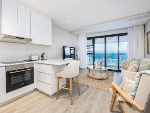 One Bed Sea View First Floor 204