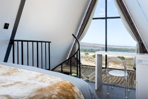 1 A-Frame Luxury (Dazzling Oasis)