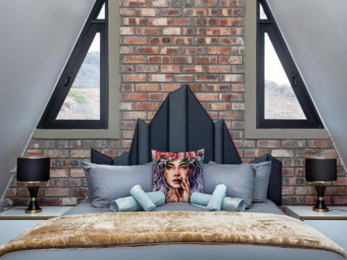 2 A-Frame Luxury (Amethyst Sunset)