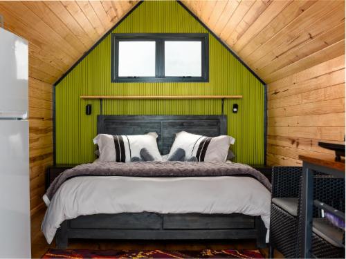 Cabin 2 - Glamping Site