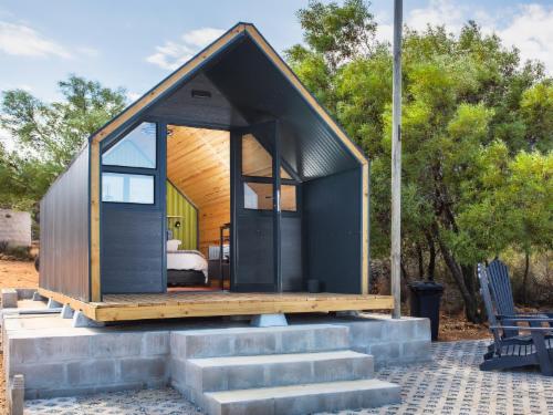 Cabin 10 - Glamping Site