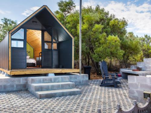 Cabin 2 - Glamping Site