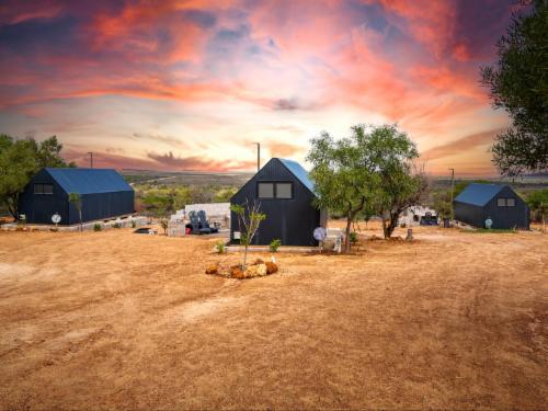 Cabin 4 - Glamping Site