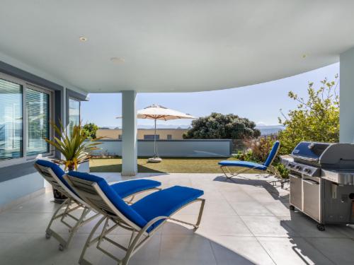 Lagoon Rooms with Kitchen