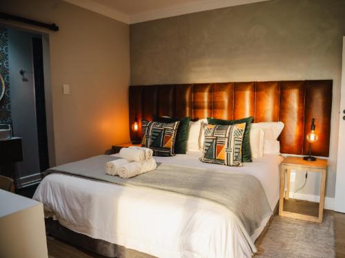 Luxury King Room