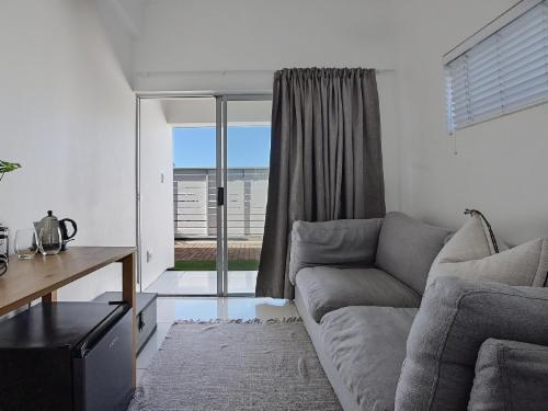 11 - Courtyard Suite