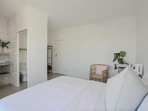 7 - Comfort Room