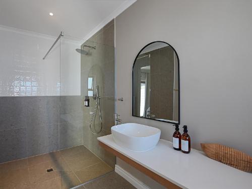 1 - Premium Ground Floor - King
