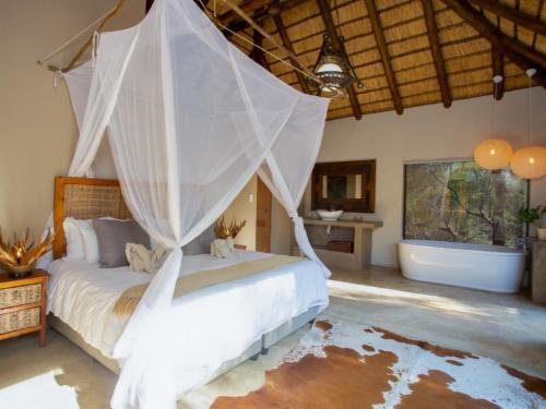 Luxury Bush Suite