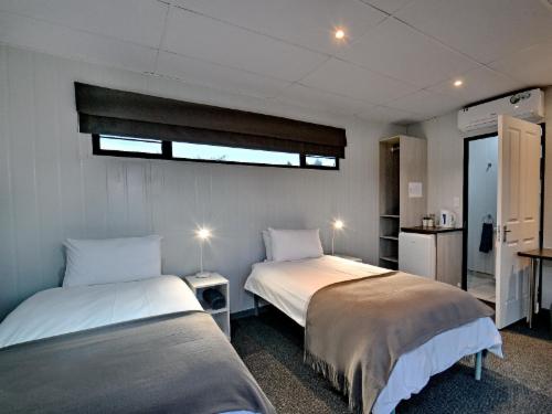 SleepOver Punda Maria Gate -Twin Room
