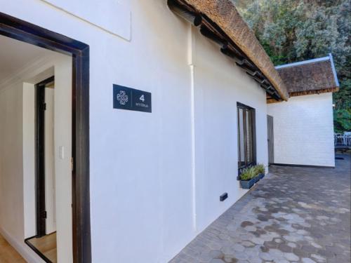 Myrnas Cottage