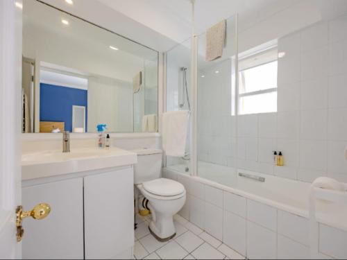 Luxury King Room Room 2