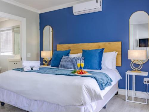 Deluxe King Room Room 6