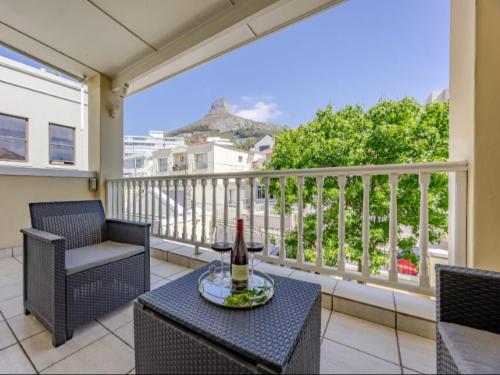 Deluxe King Room Room 6